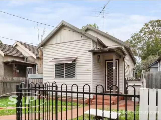House for rent in Auburn