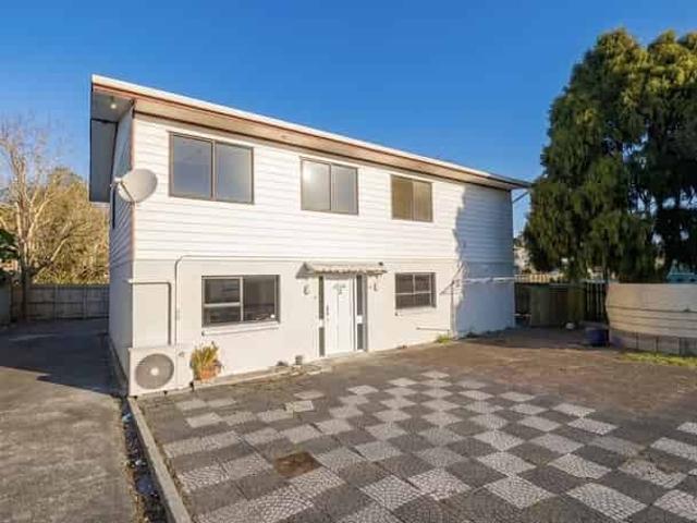 House for rent in Mount Roskill, Oroua County