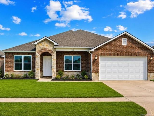 House for sale in Bixby, Oklahoma