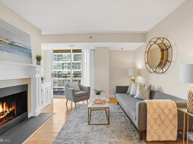 Condo for sale in Bethesda, Maryland