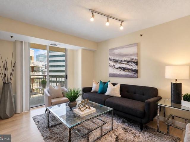 Condo for sale in Bethesda, Maryland