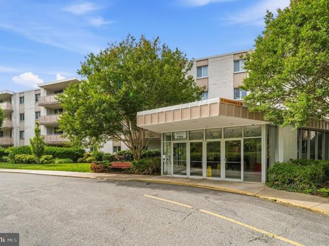 Condo for sale in Bethesda, Maryland