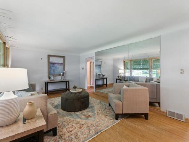 House for sale in Richfield