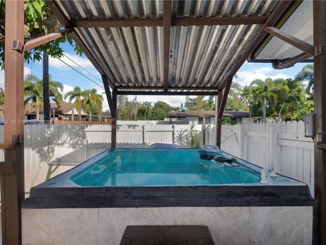 House for sale in Hollywood, Florida