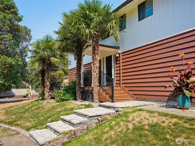 House for sale in Lakewood, Washington