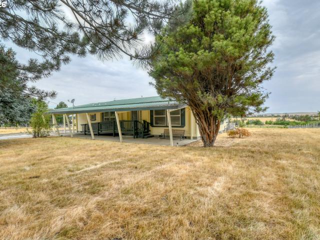 House for sale in Oregonia