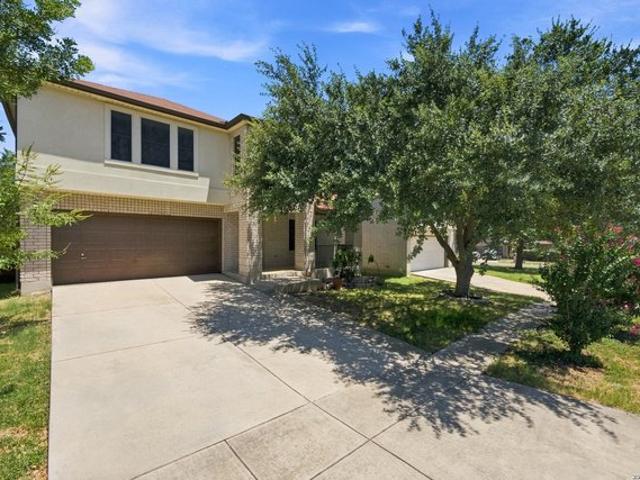 House for sale in Live Oak, Texas