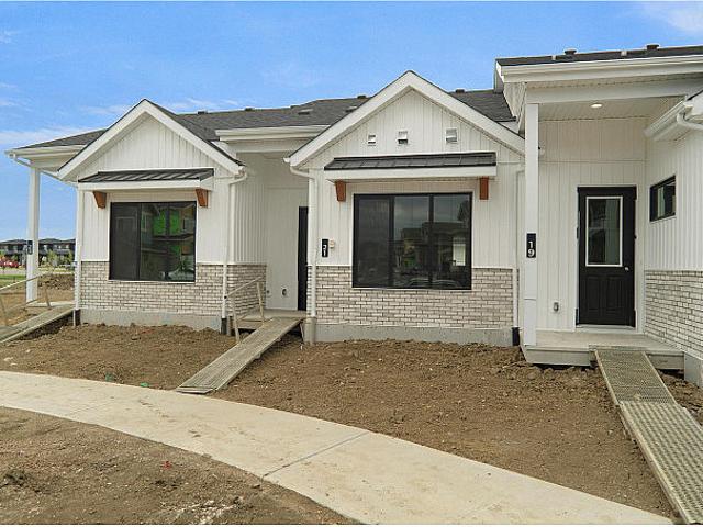 House for sale in Wedgewood, Alberta