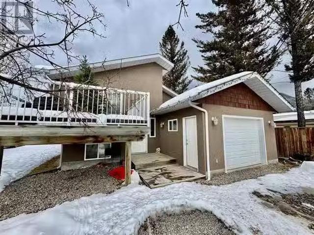 House for sale in Radium Hot Springs, British Columbia