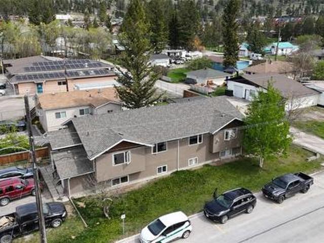 House for sale in Radium Hot Springs, British Columbia