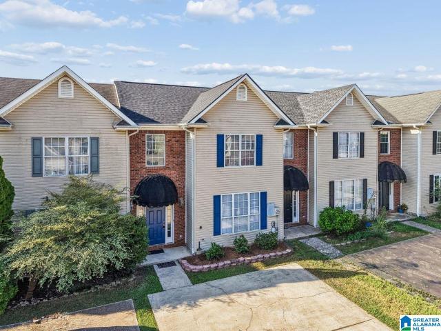 Townhouse for sale in Helena, Alabama