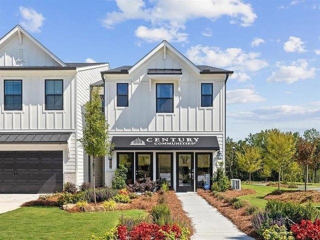 House for sale in Flowery Branch, Georgia