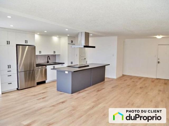 Apartment for rent in Saint-Laurent, Montréal