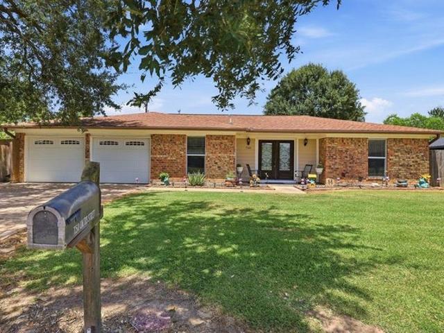 House for sale in Bridge City, Texas