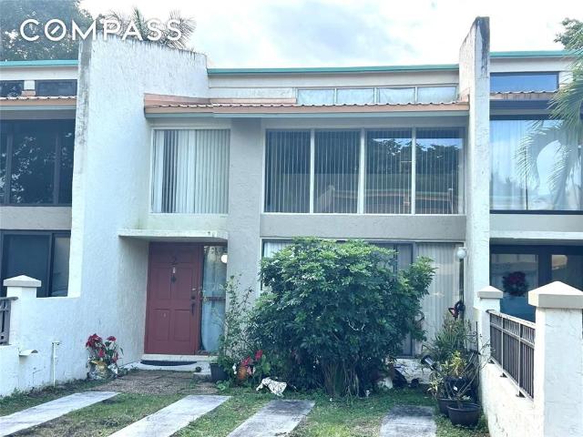 Townhouse for sale in Plantation, Florida
