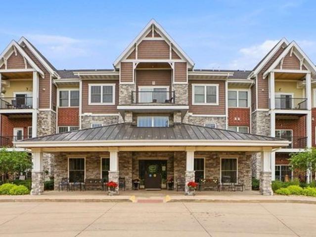Condo for sale in Iowa City, Iowa