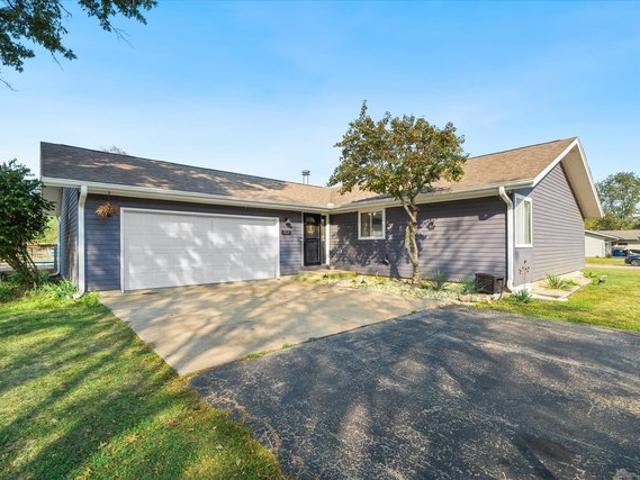 House for sale in Dixon, Illinois