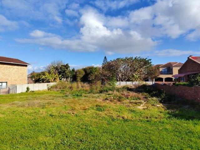 Land for sale in Cape St Francis, Eastern Cape