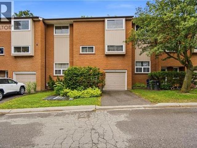 Townhouse for sale in Woburn, Ontario