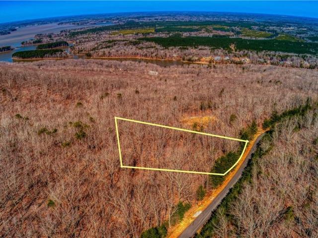 Land for sale in Davidson, North Carolina
