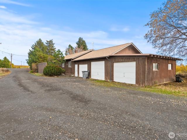 House for sale in Tieton, Washington