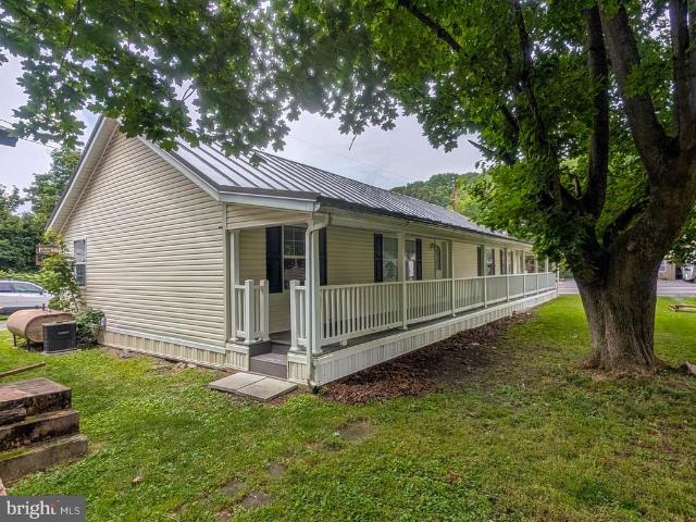 House for sale in Bedford, Pennsylvania