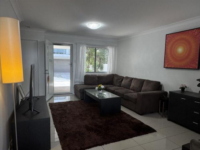 Townhouse for rent in Methul, Queensland