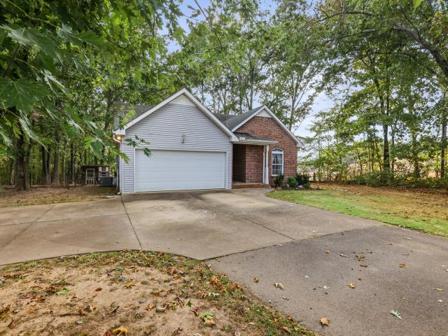 House for sale in Lake Road, Fairview