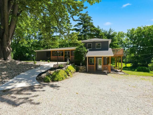 House for sale in Roanoke, Indiana
