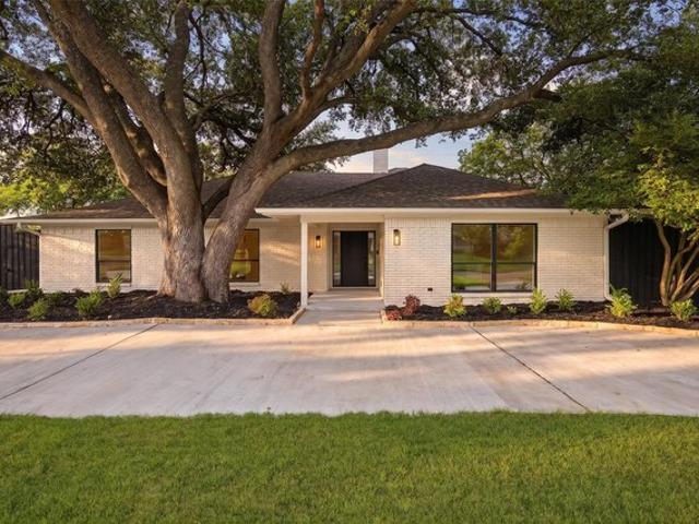 House for sale in Dallas, Texas