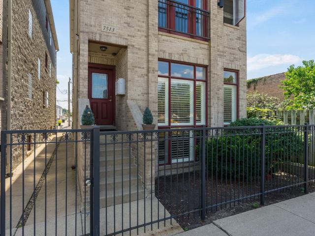 Condo for sale in Illinois