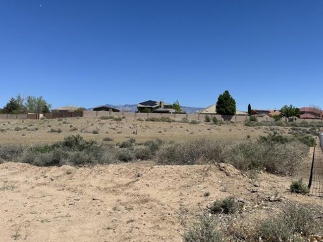 Land for sale in Albuquerque, Bernalillo County