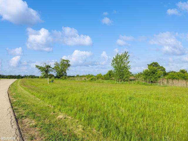 Property for sale in Mchenry, Illinois