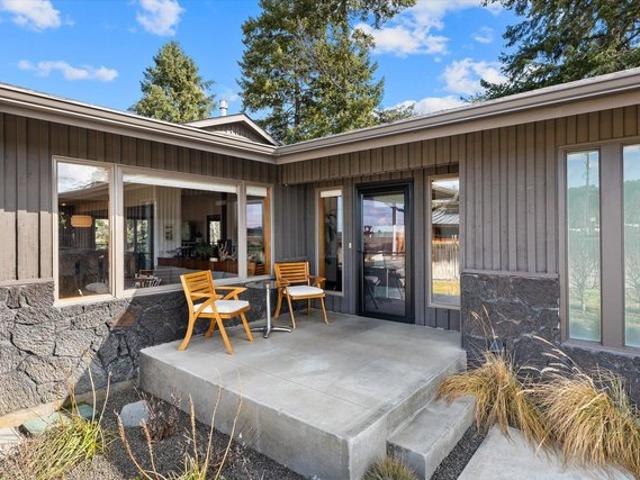 House for sale in Greenacres, Washington