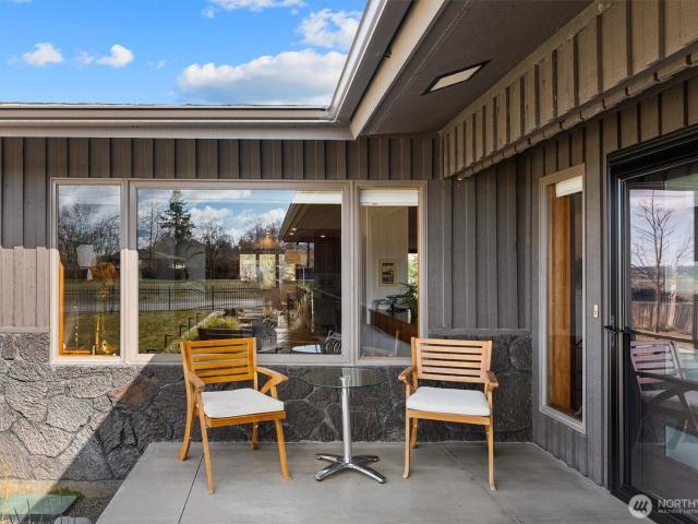 House for sale in Greenacres, Washington