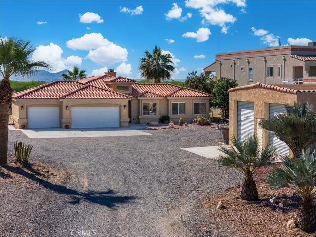 House for sale in Earp, California