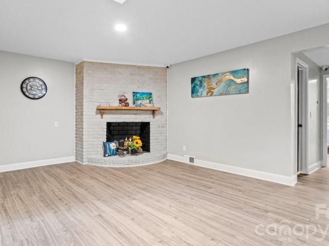 House for sale in Mecklenburg, North Carolina