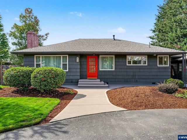 House for sale in Oregonia