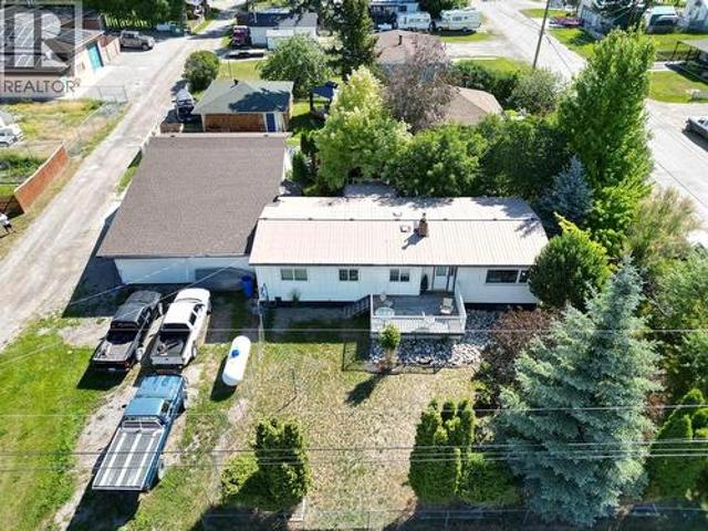 House for sale in Radium Hot Springs, British Columbia