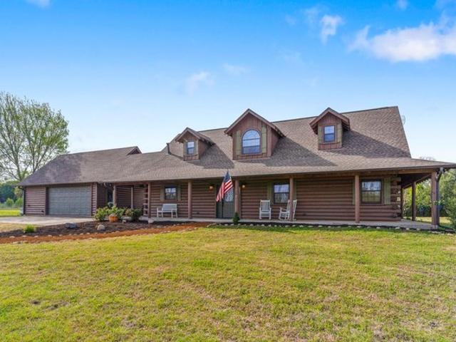 House for sale in Van Alstyne, Texas
