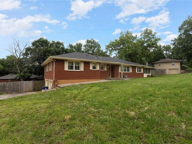House for sale in Gladstone, Missouri