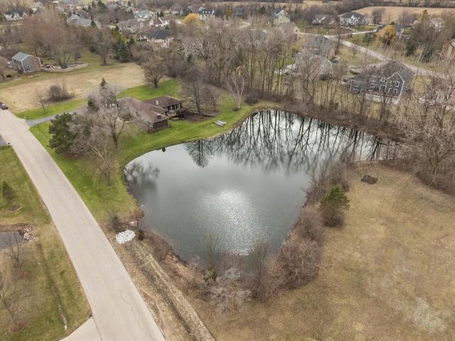 House for sale in Mchenry, Illinois