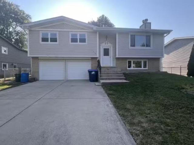 House for rent in Downers Grove
