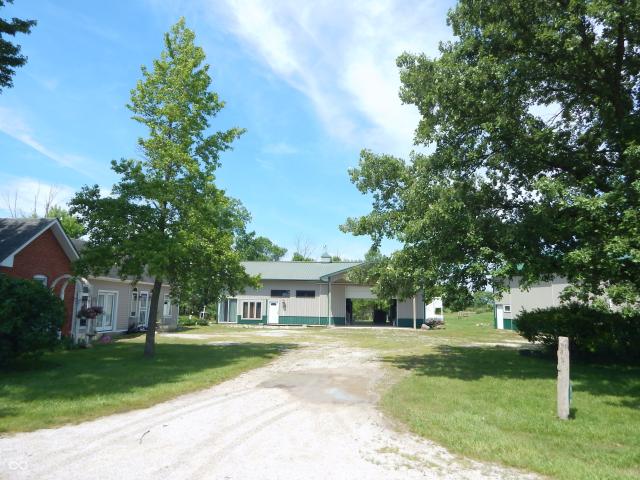 House for sale in Lizton, Indiana