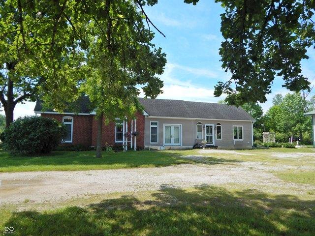 Farm for sale in Lizton, Indiana