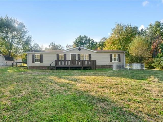 House for sale in Canfield, Mahoning County