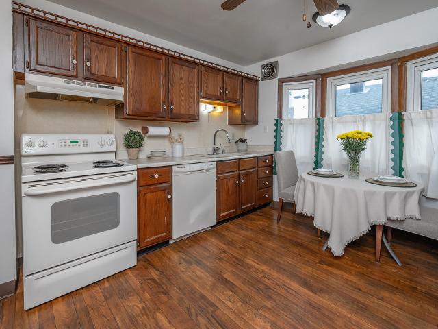 House for sale in Tosa East Towne, Wauwatosa