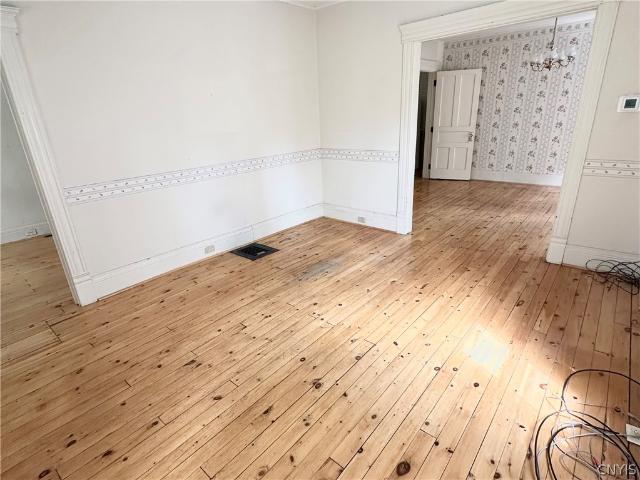 House for sale in Syracuse, New York