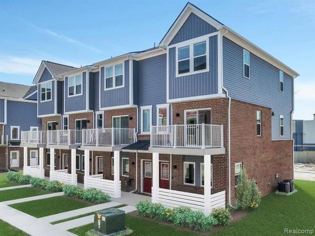 Townhouse for sale in Troy, Michigan