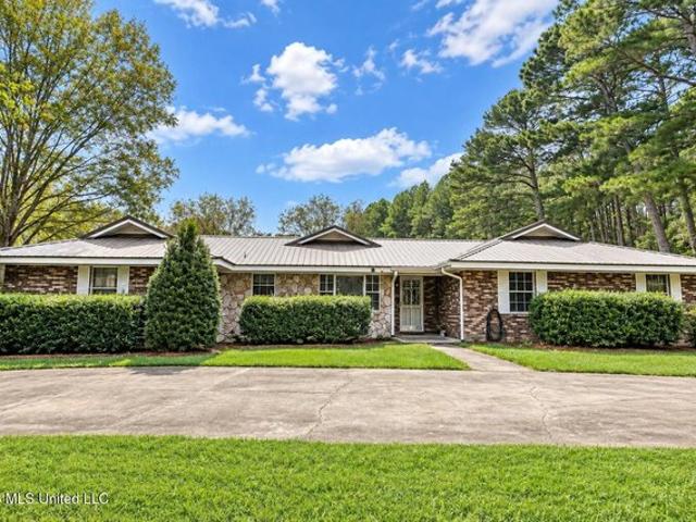 House for sale in Prentiss, Mississippi